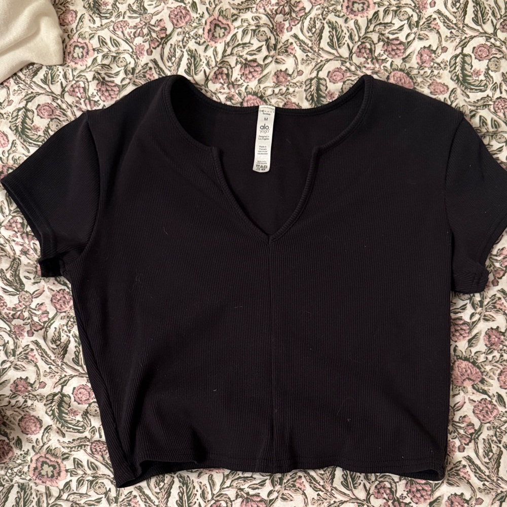 Alo crop top